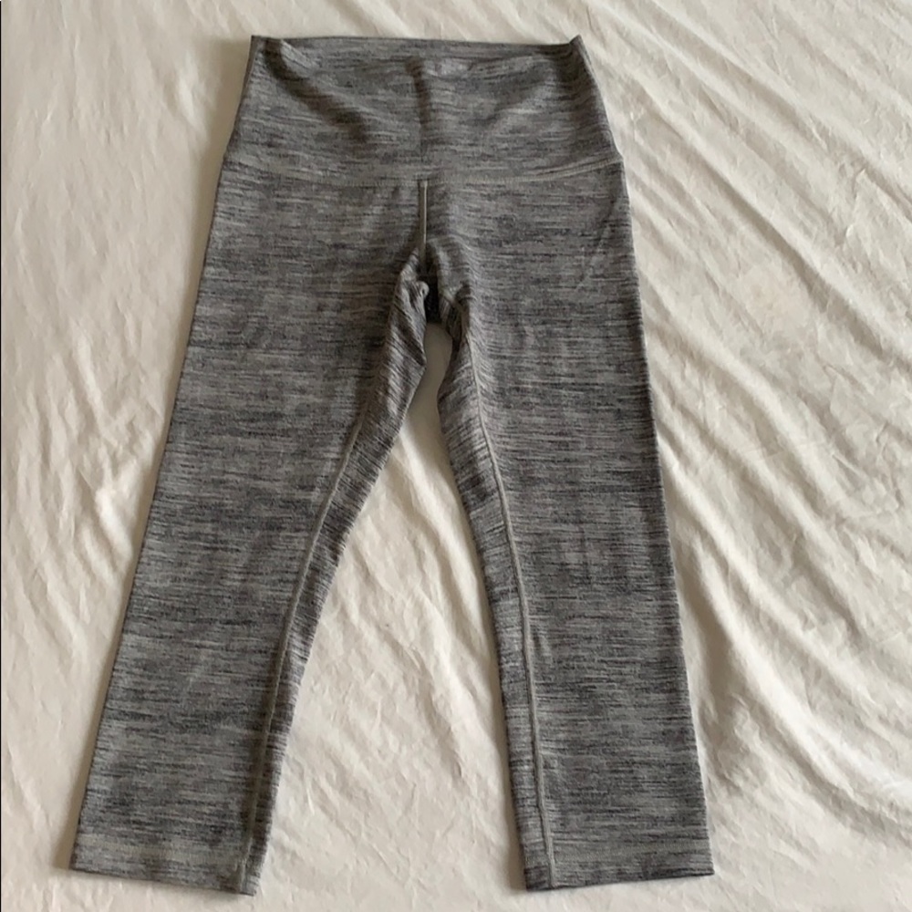 Lululemon Wunder Under High-Rise Crops size 8